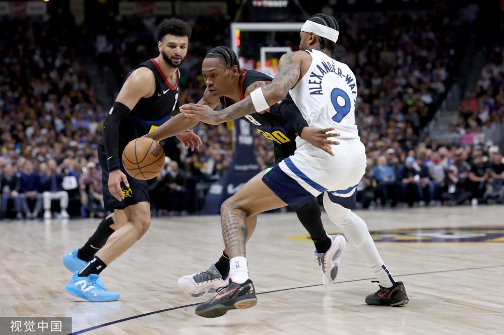 蒙上一层阴 蒙上一层阴