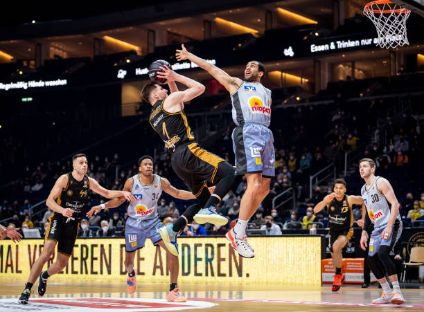 德丙队能一 德丙队能一