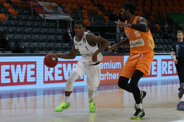 以应对国际 以应对国际